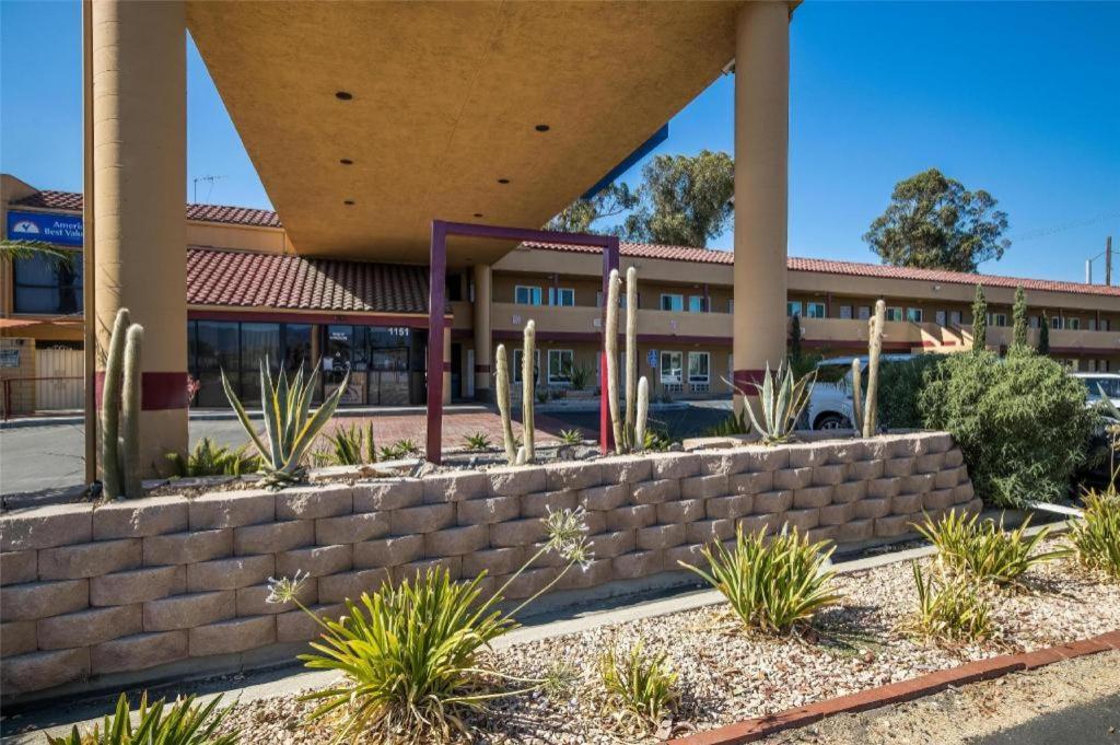 Americas Best Value Inn Redlands San Bernardino Exterior foto